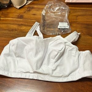Glamorise Women's Double-Layer Custom-Control Sport Bra, White, 44F